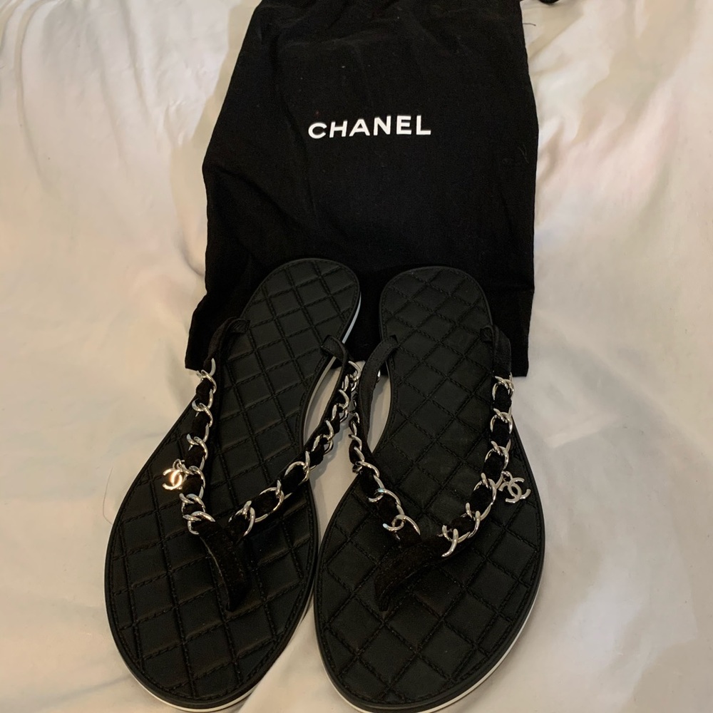 AUTHENTIC CHANEL SANDALS *PLEASE READ DISCRIPTION* FIRM